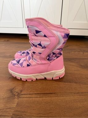 Girls' Pink Geometric Snow Boots - Insulated Winter Footwear